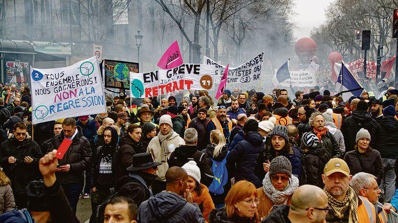 Contre la réforme de Philippe, Macron et du Medef : tous ensemble !